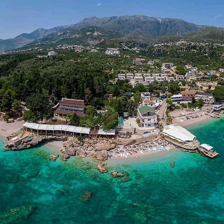 Guesthouse Riviera "Xh&M" Dhermi Exterior photo